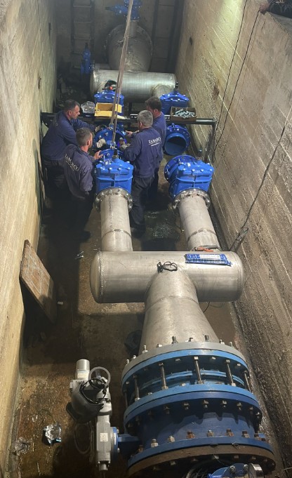 Tecnicos de TAMARCO durante instalación de caldereríainoxidable